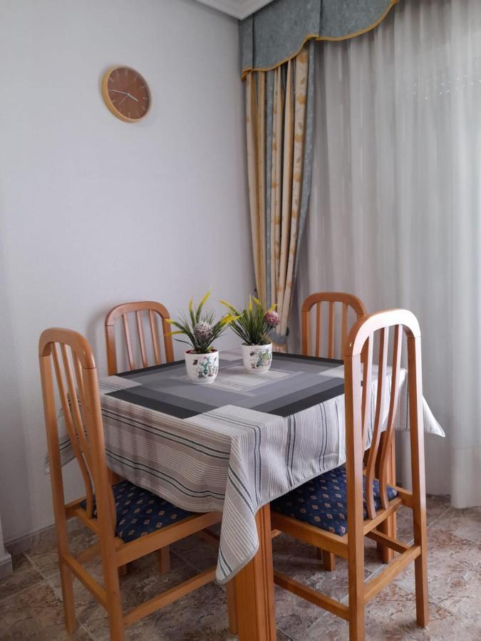 Luxury 2 Bedrooms Apartment With A Garage Torrevieja Kültér fotó