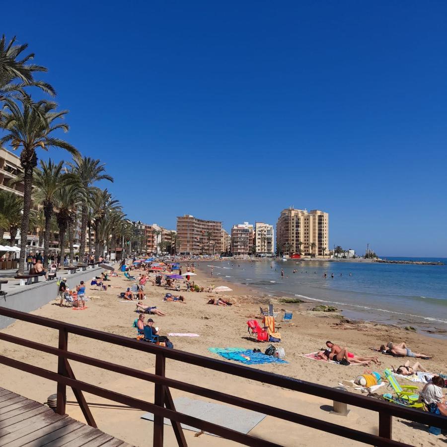 Luxury 2 Bedrooms Apartment With A Garage Torrevieja Kültér fotó