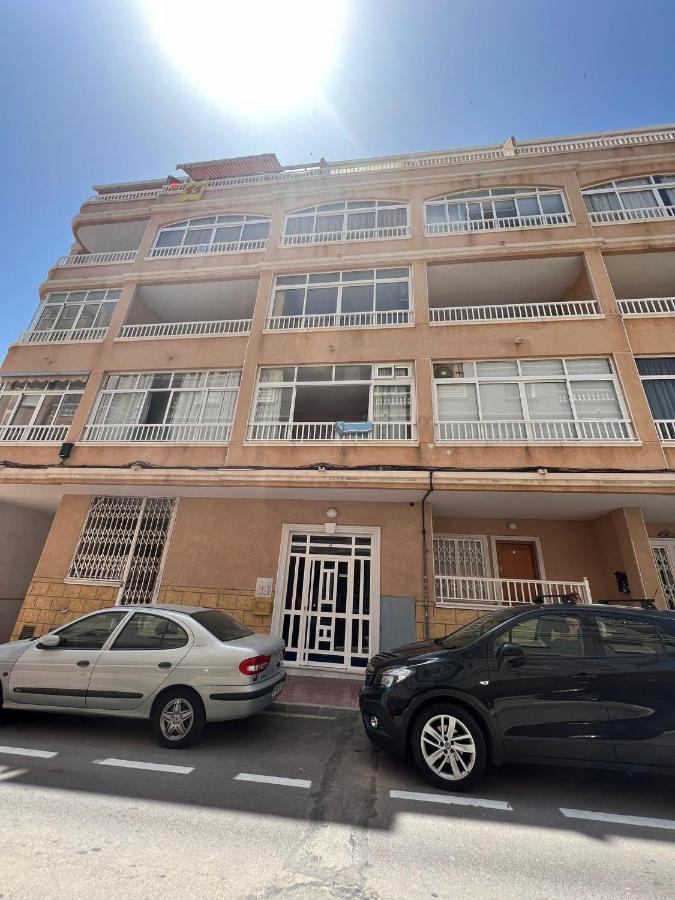 Luxury 2 Bedrooms Apartment With A Garage Torrevieja Kültér fotó